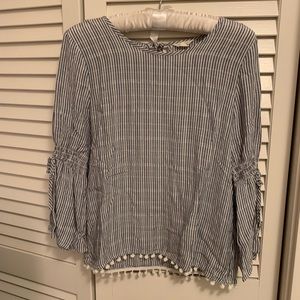 Aeropostale Size Small Light Blue Striped Blouse